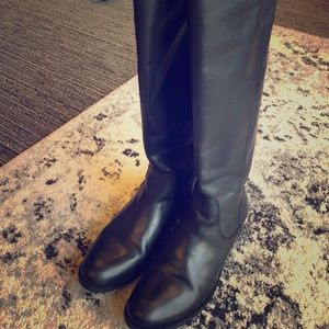 Frye Melissa Back Zip Boots 8.5